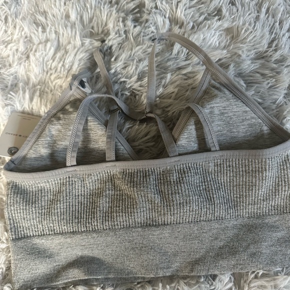 Lucky Brand Ribbed Sports Bra! - Picture 2 of 3